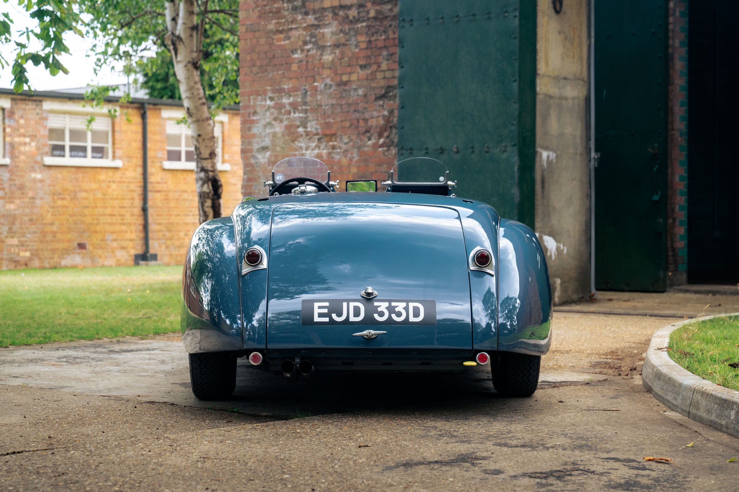 EJD33D_015