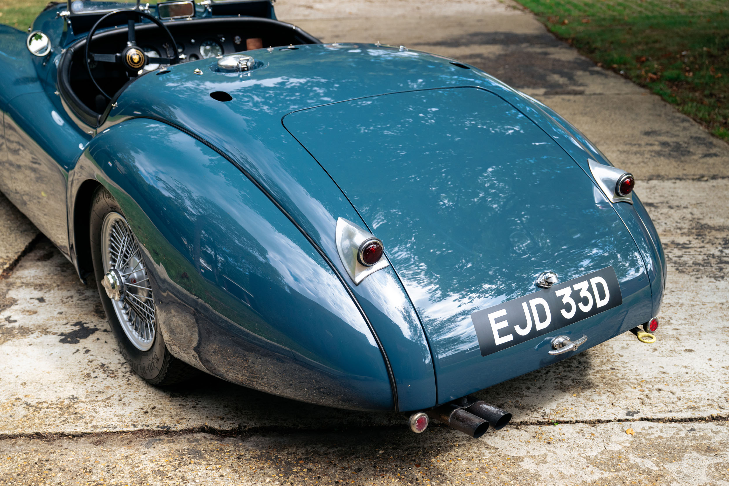 EJD33D_039