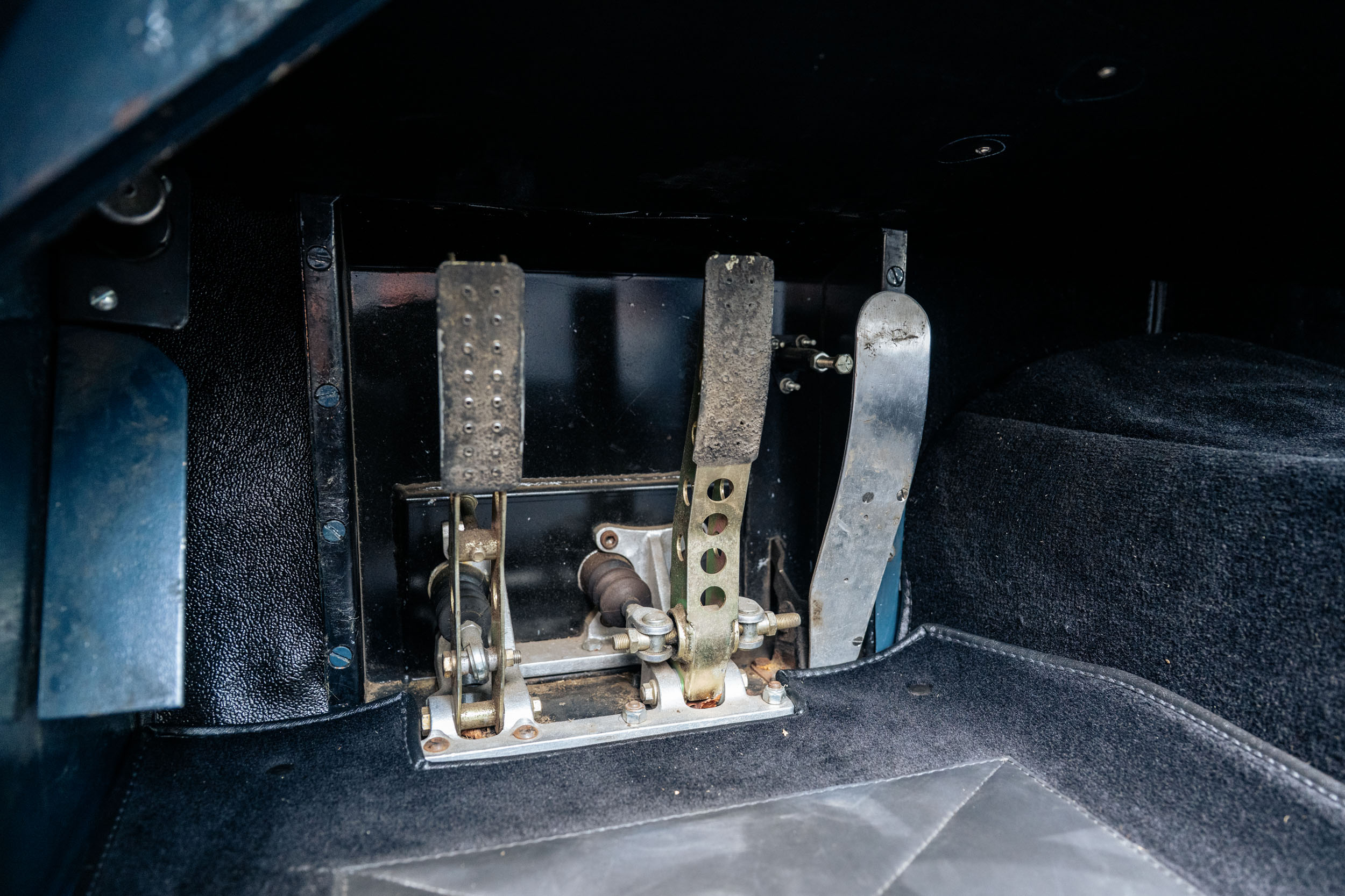 EJD33D_052